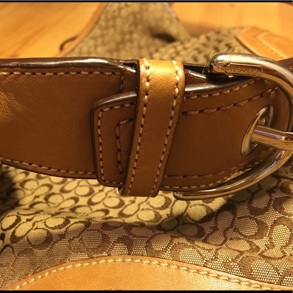 Coach Signature Hobo Bag - Picture 8 of 8